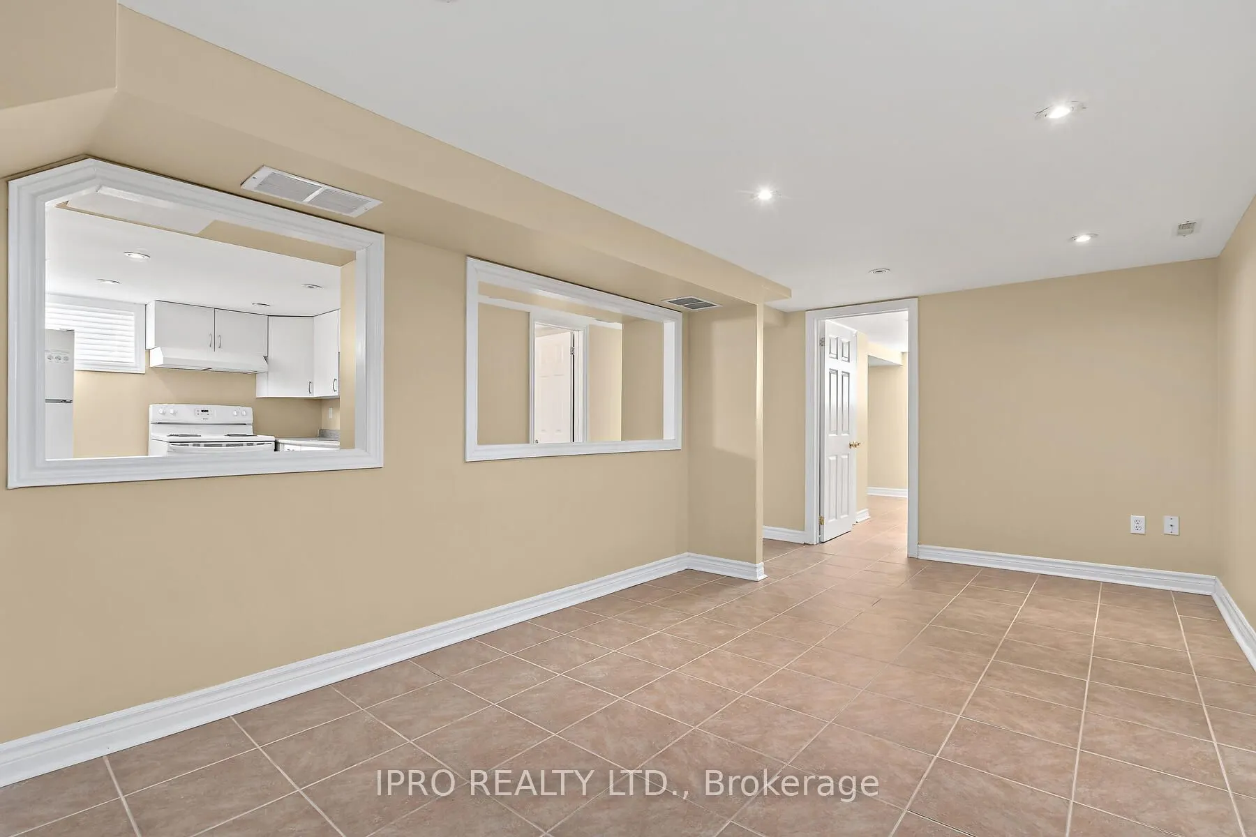 7 Rexway Drive