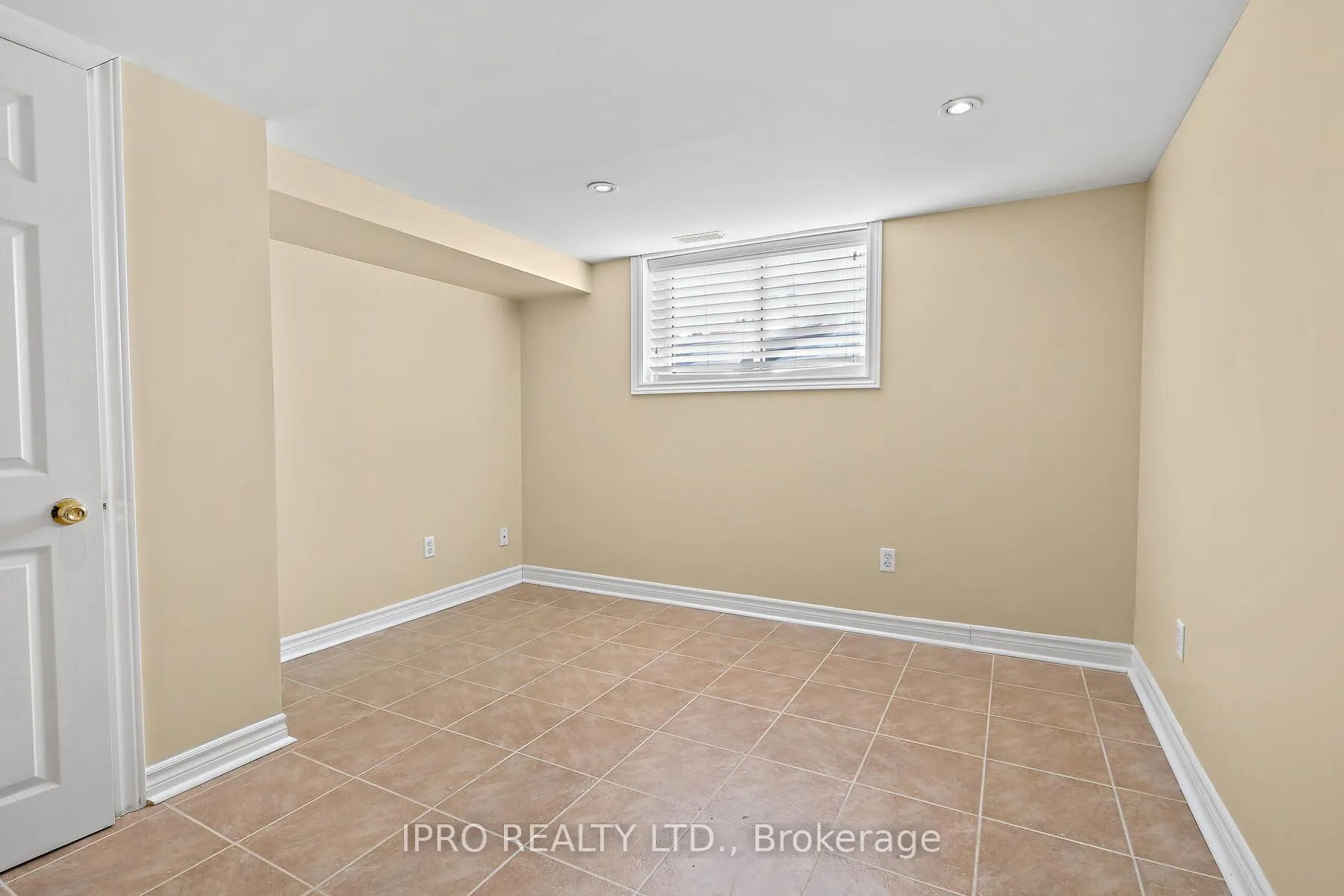 7 Rexway Drive