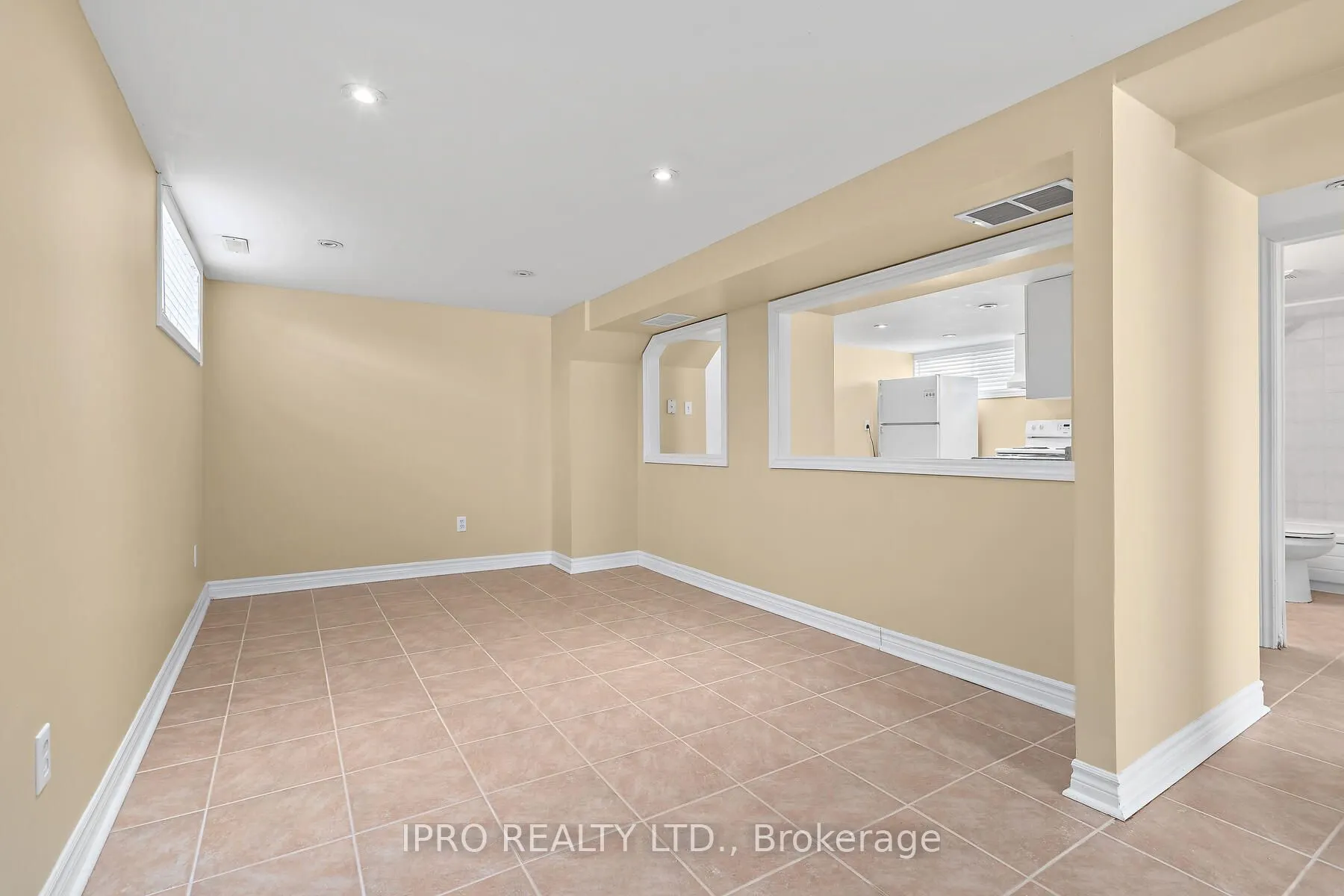 7 Rexway Drive