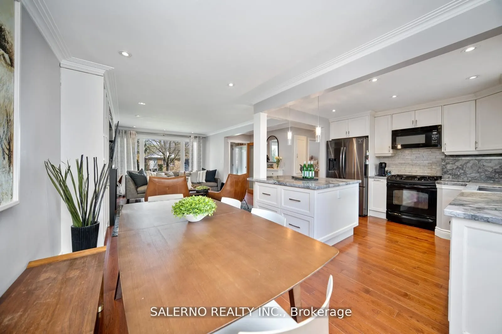20 Cedarcrest Drive
