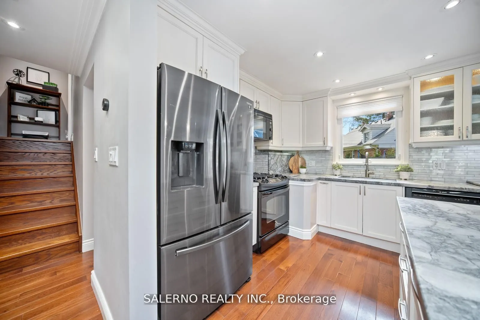 20 Cedarcrest Drive