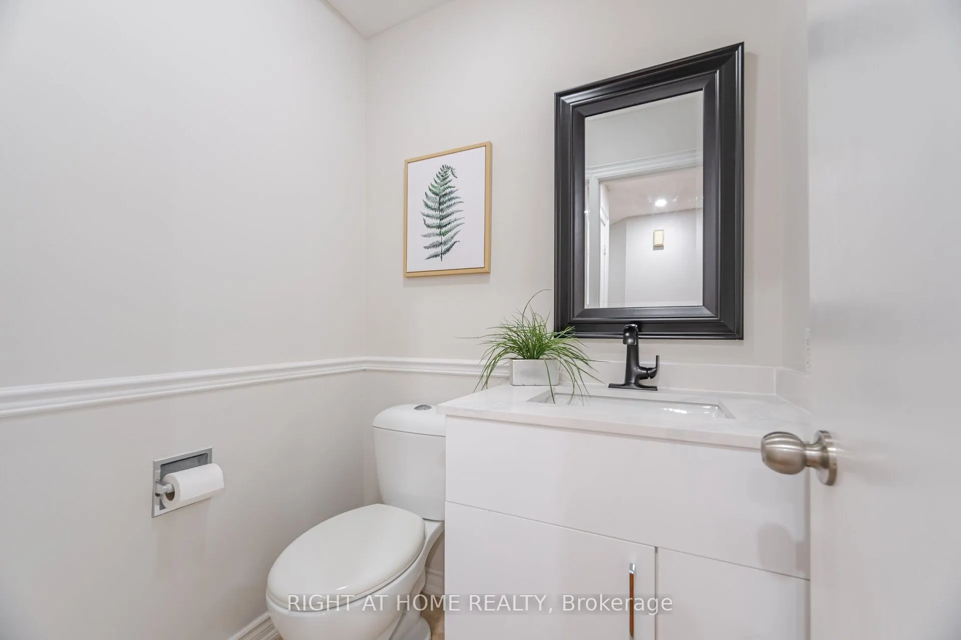 3600 Colonial Drive, #98