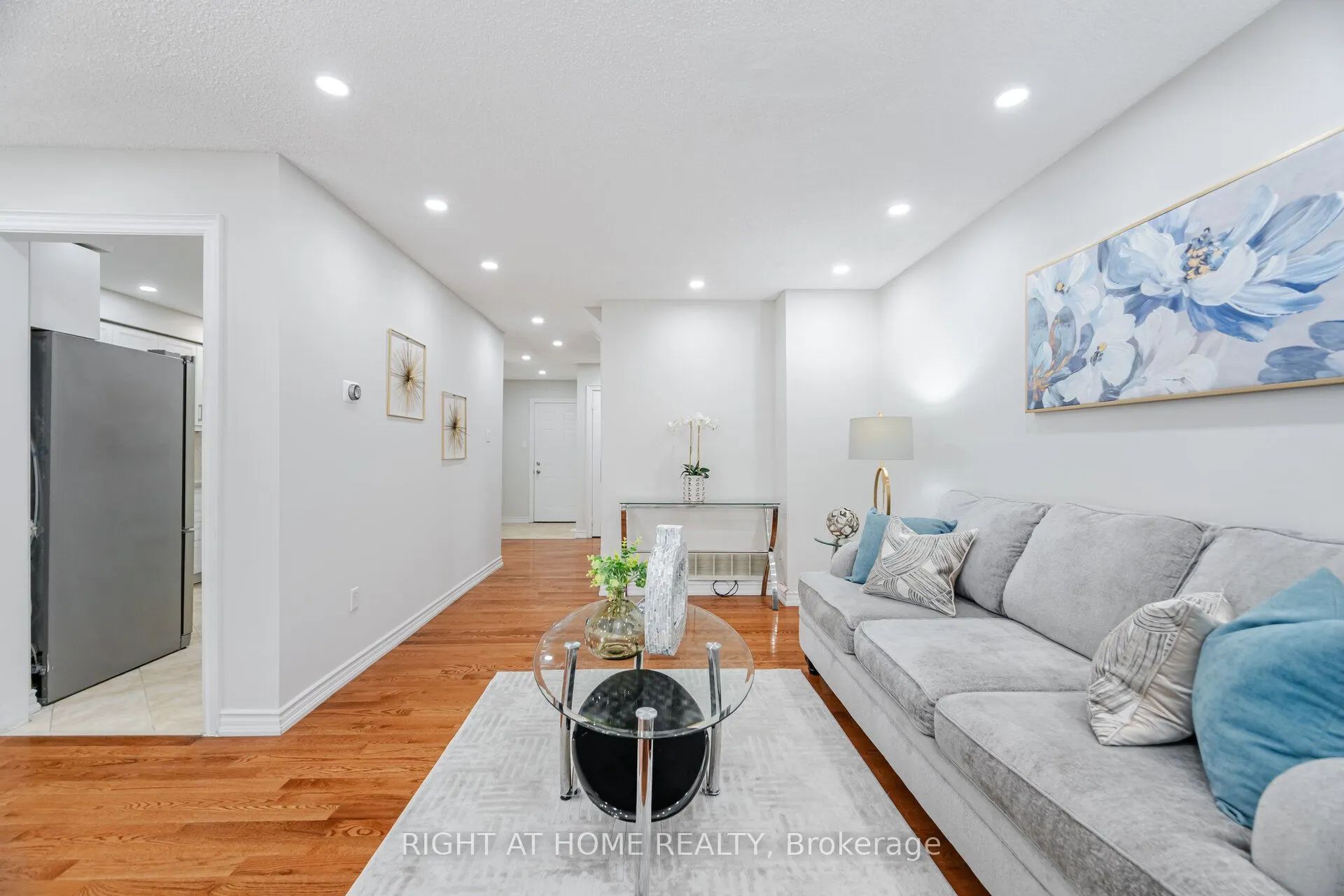 3600 Colonial Drive, #98