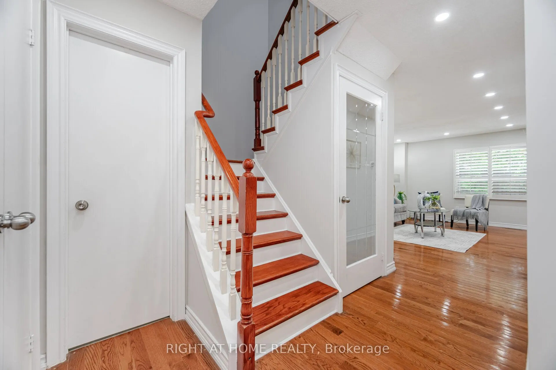 3600 Colonial Drive, #98