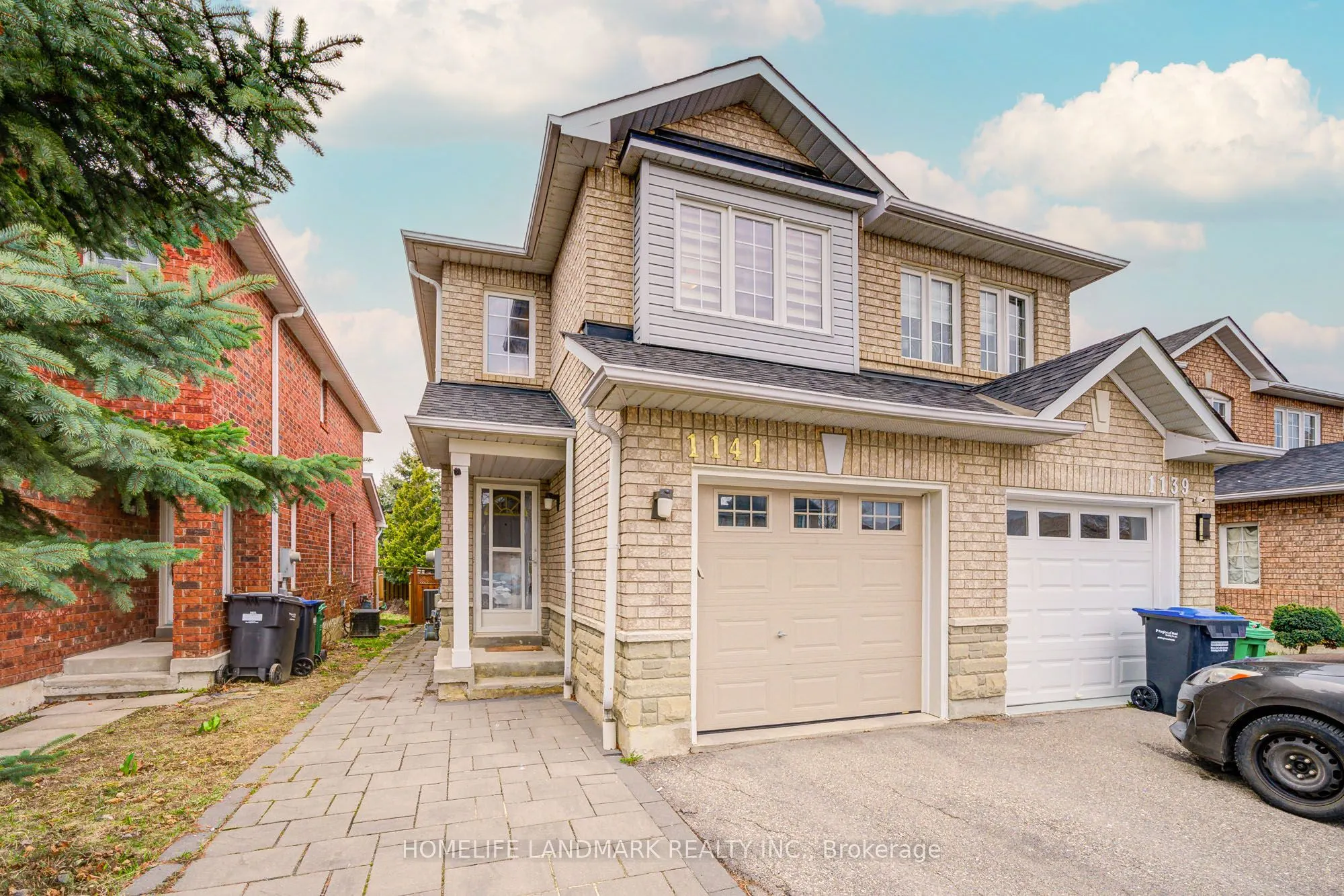 1141 Foxglove Place