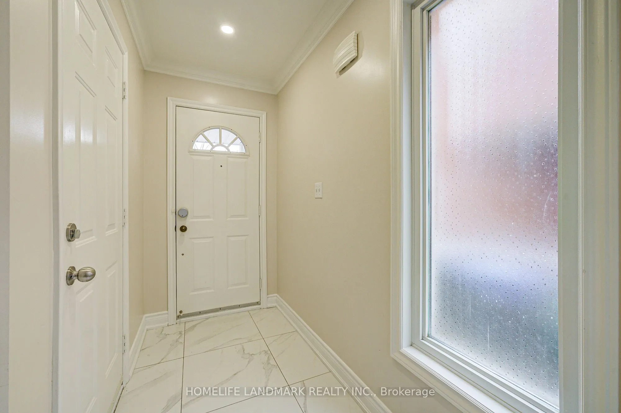 1141 Foxglove Place