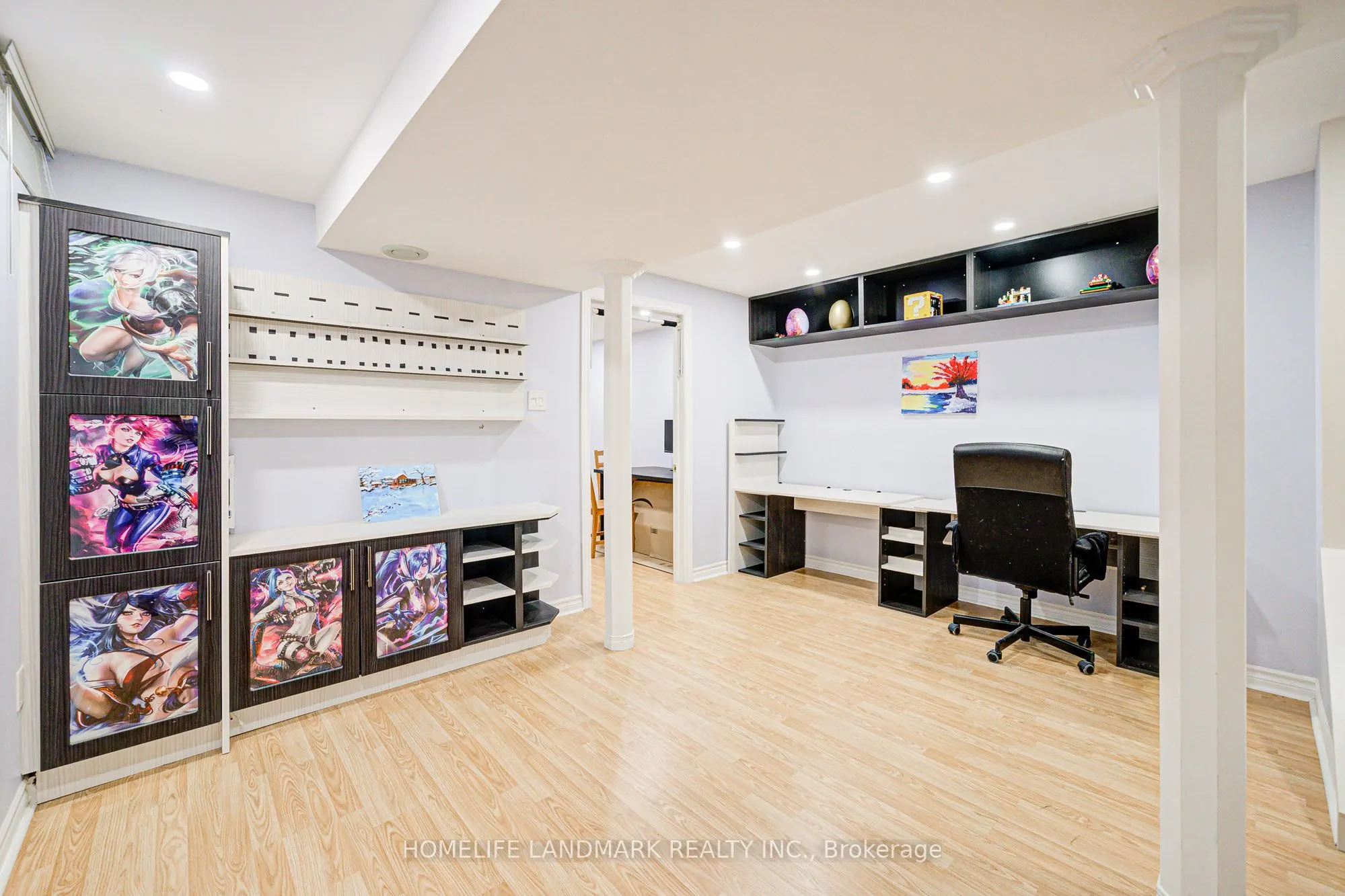 1141 Foxglove Place