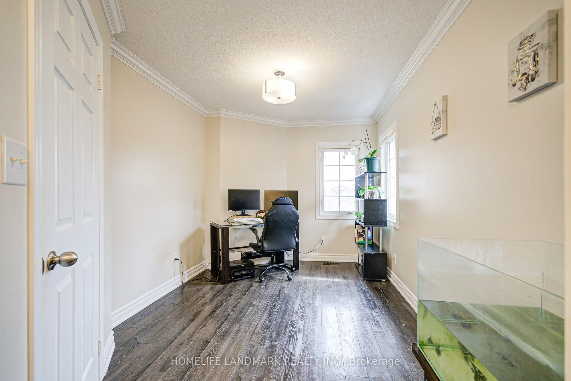 1141 Foxglove Place