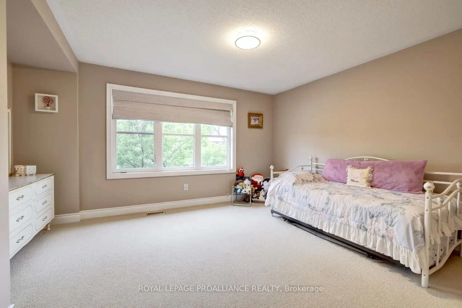 497 Cusick Circle