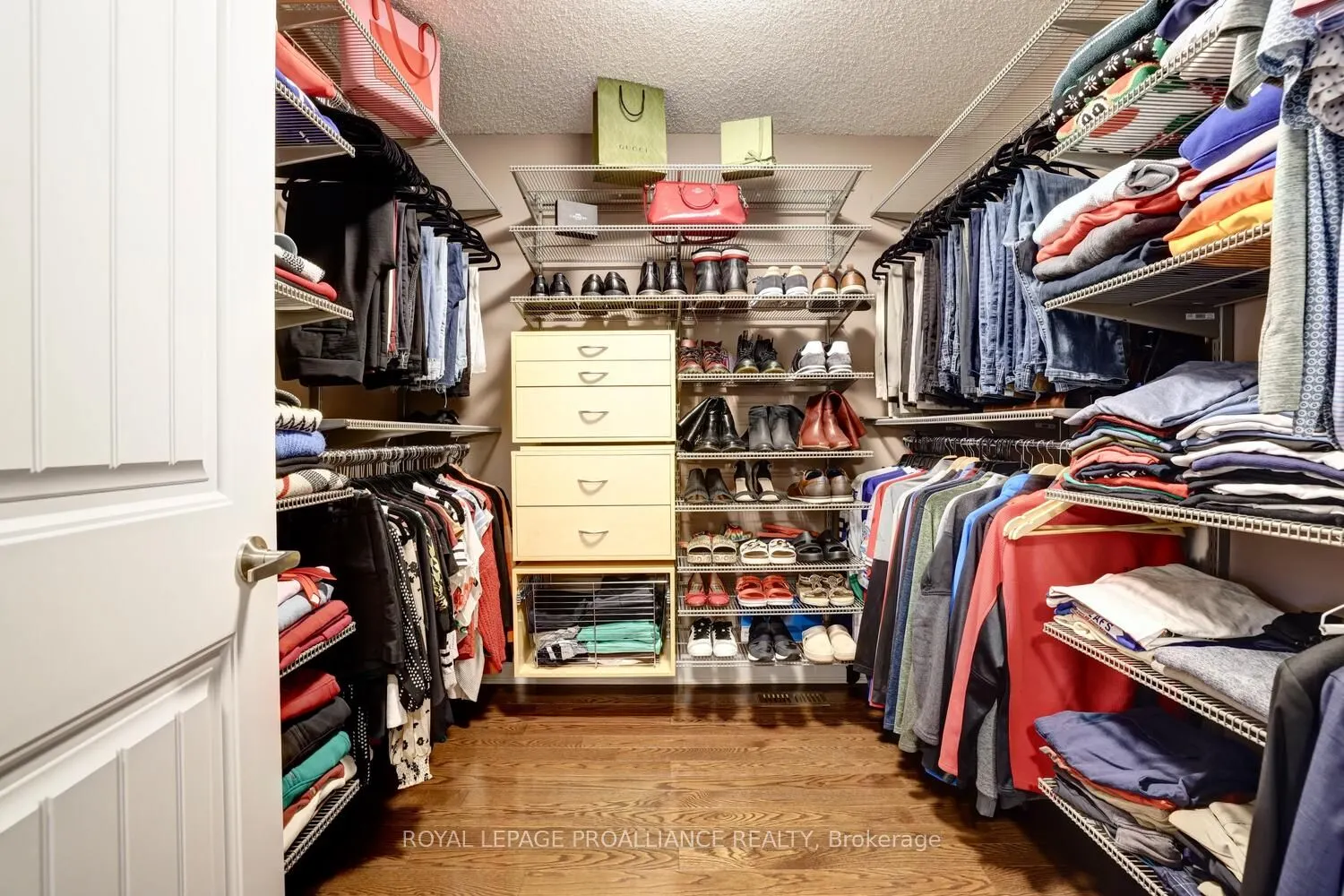 497 Cusick Circle