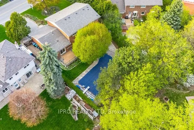 42 Hillside Drive