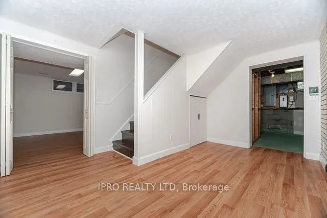 42 Hillside Drive