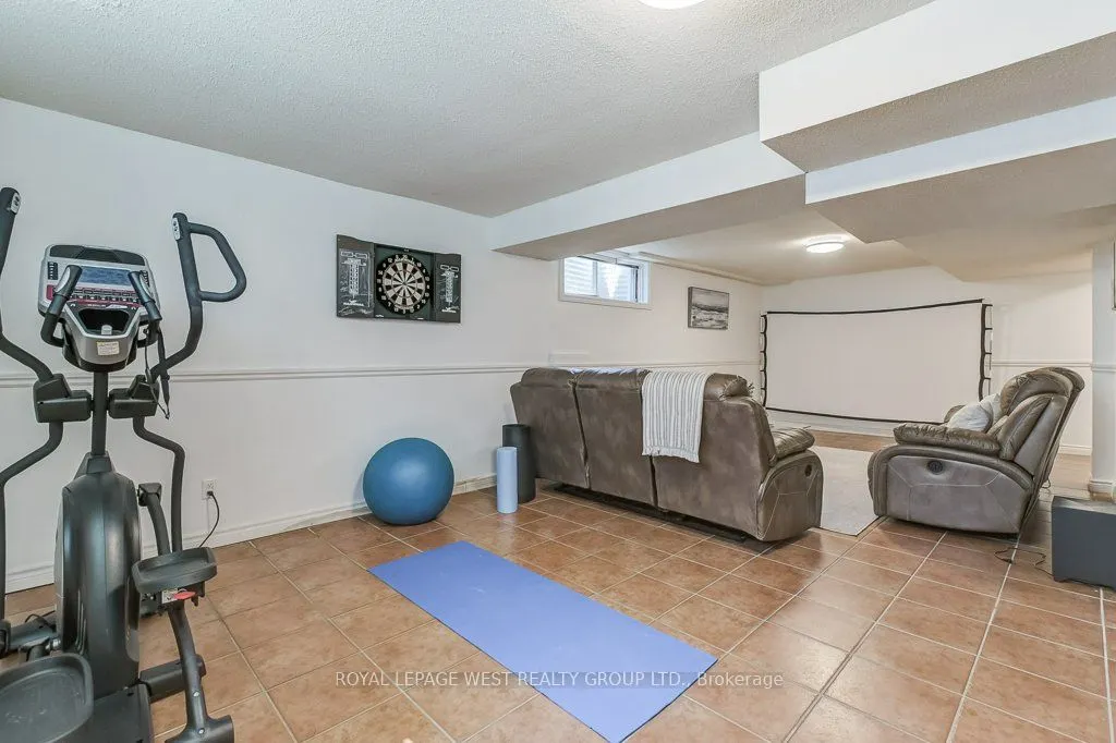 41 Vancho Crescent