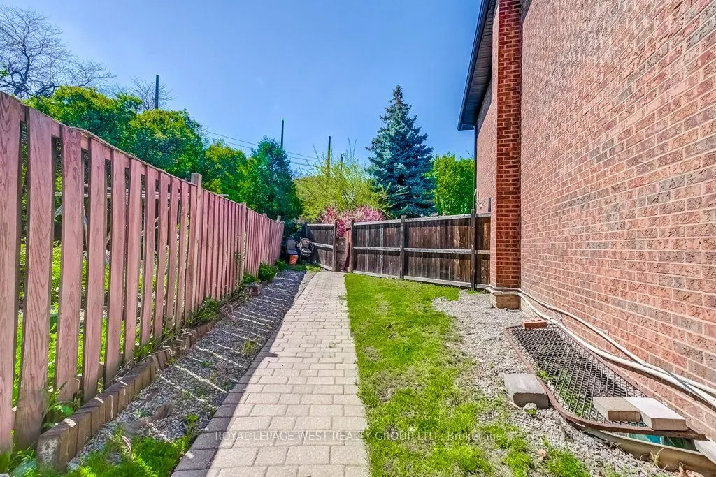 41 Vancho Crescent