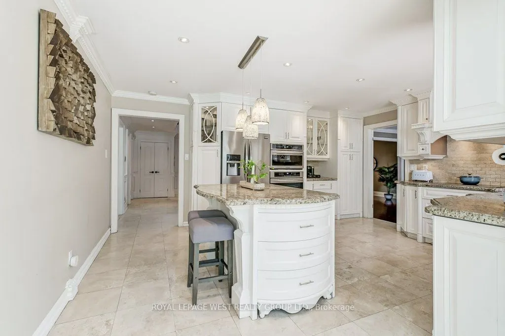 41 Vancho Crescent