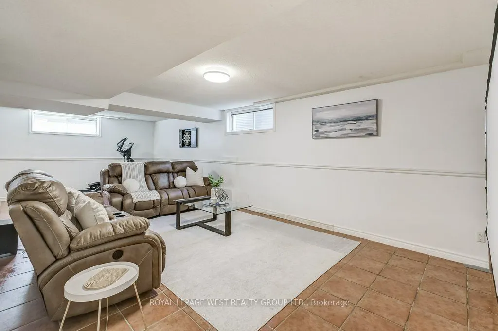 41 Vancho Crescent