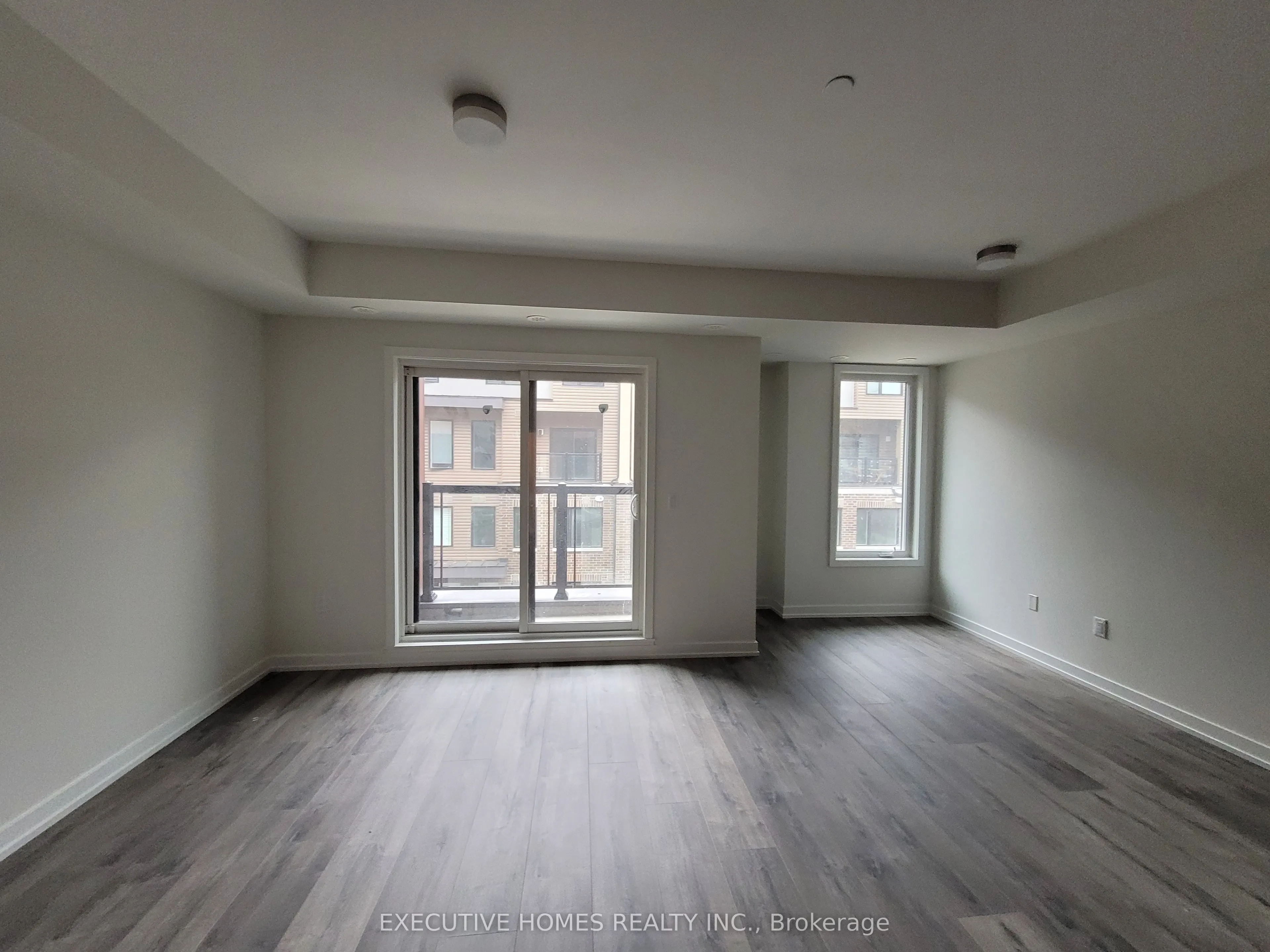 3546 Colonial Drive, #16