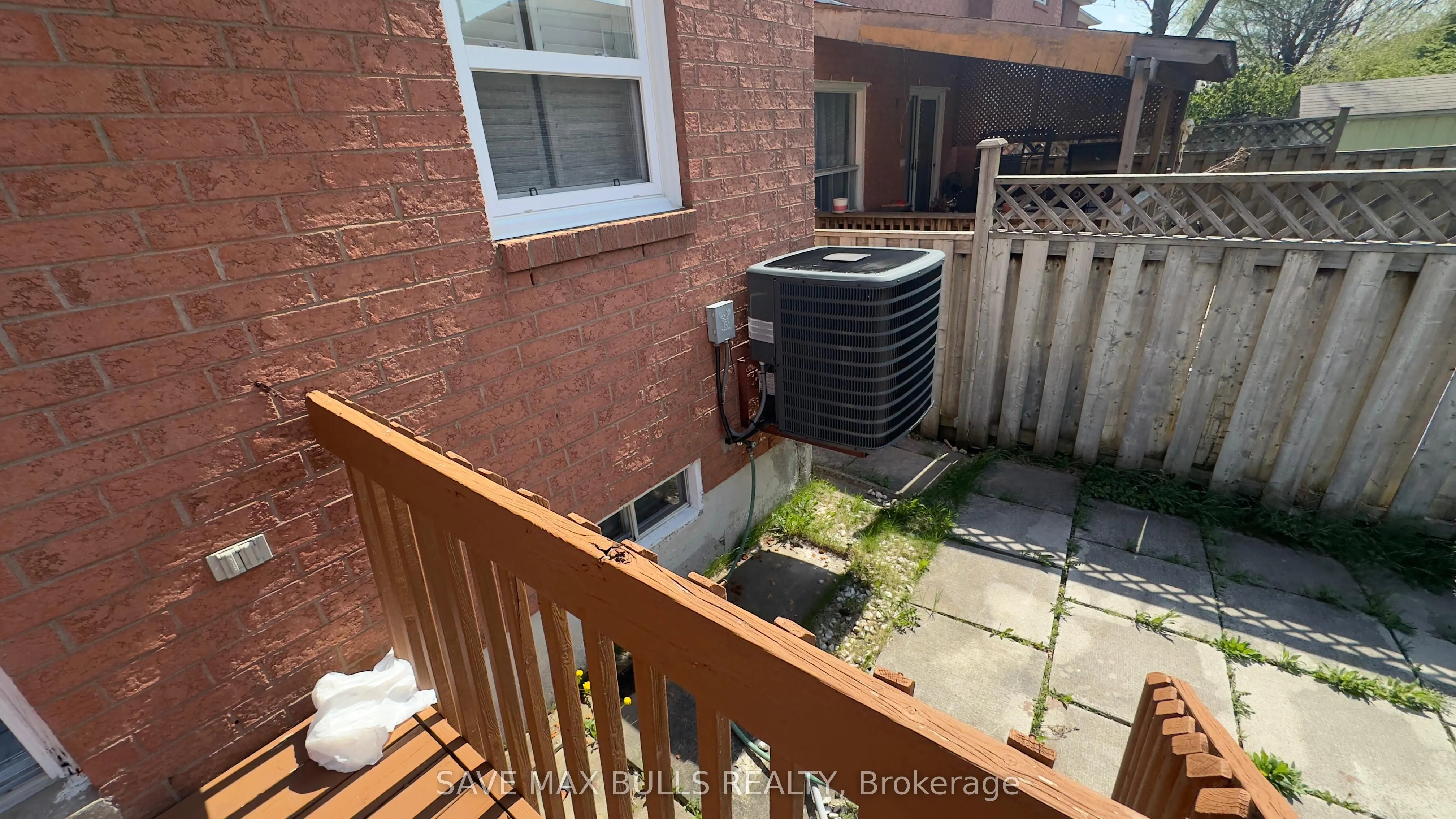 146 Toba Crescent
