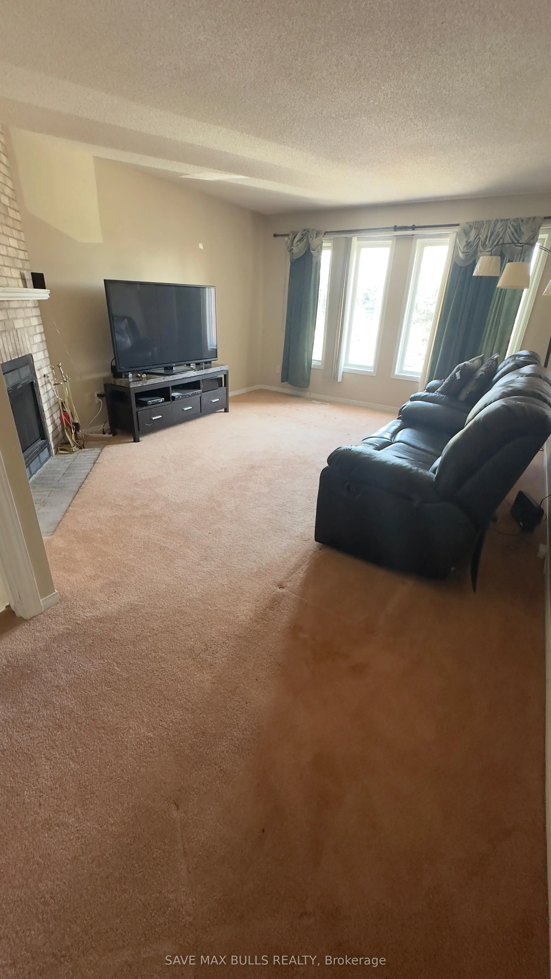 146 Toba Crescent