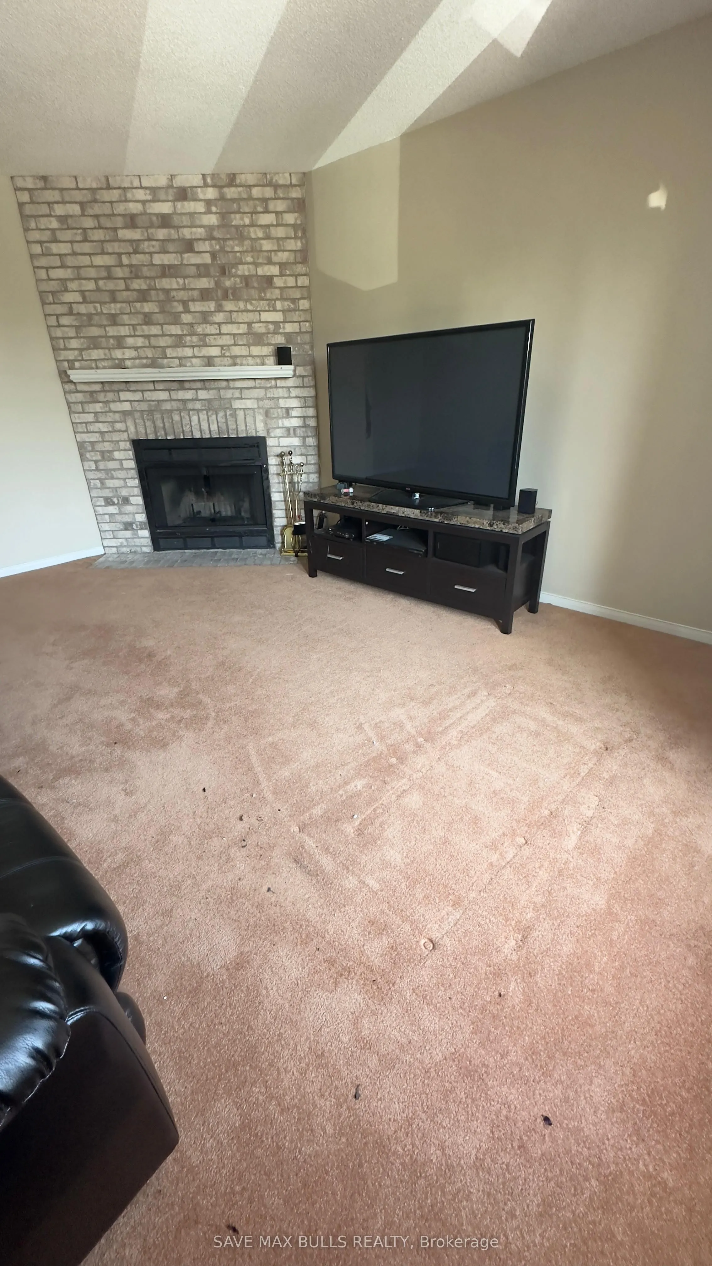 146 Toba Crescent