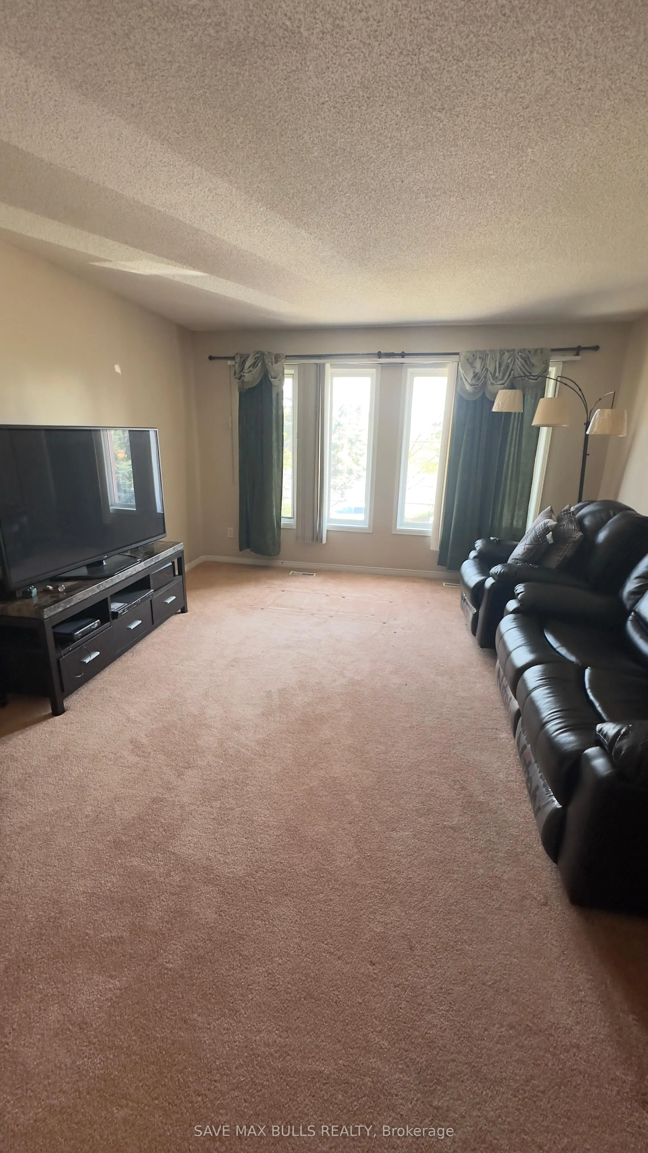 146 Toba Crescent