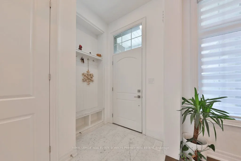 3318 Merion Gardens