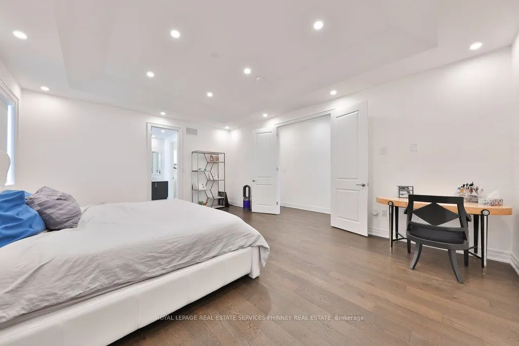 3318 Merion Gardens