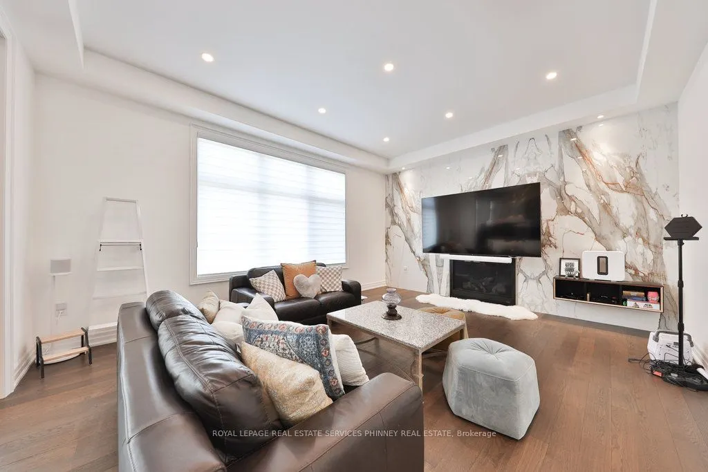 3318 Merion Gardens