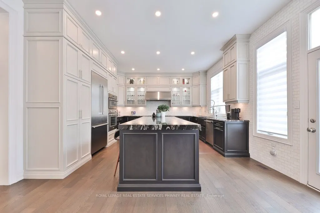 3318 Merion Gardens