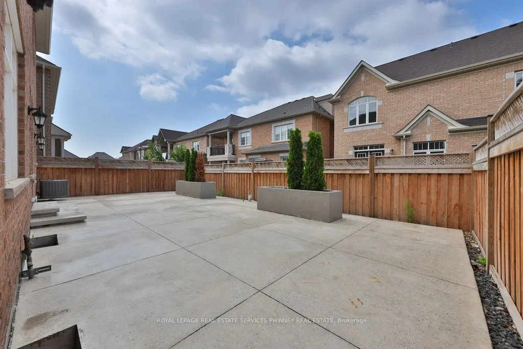 3318 Merion Gardens