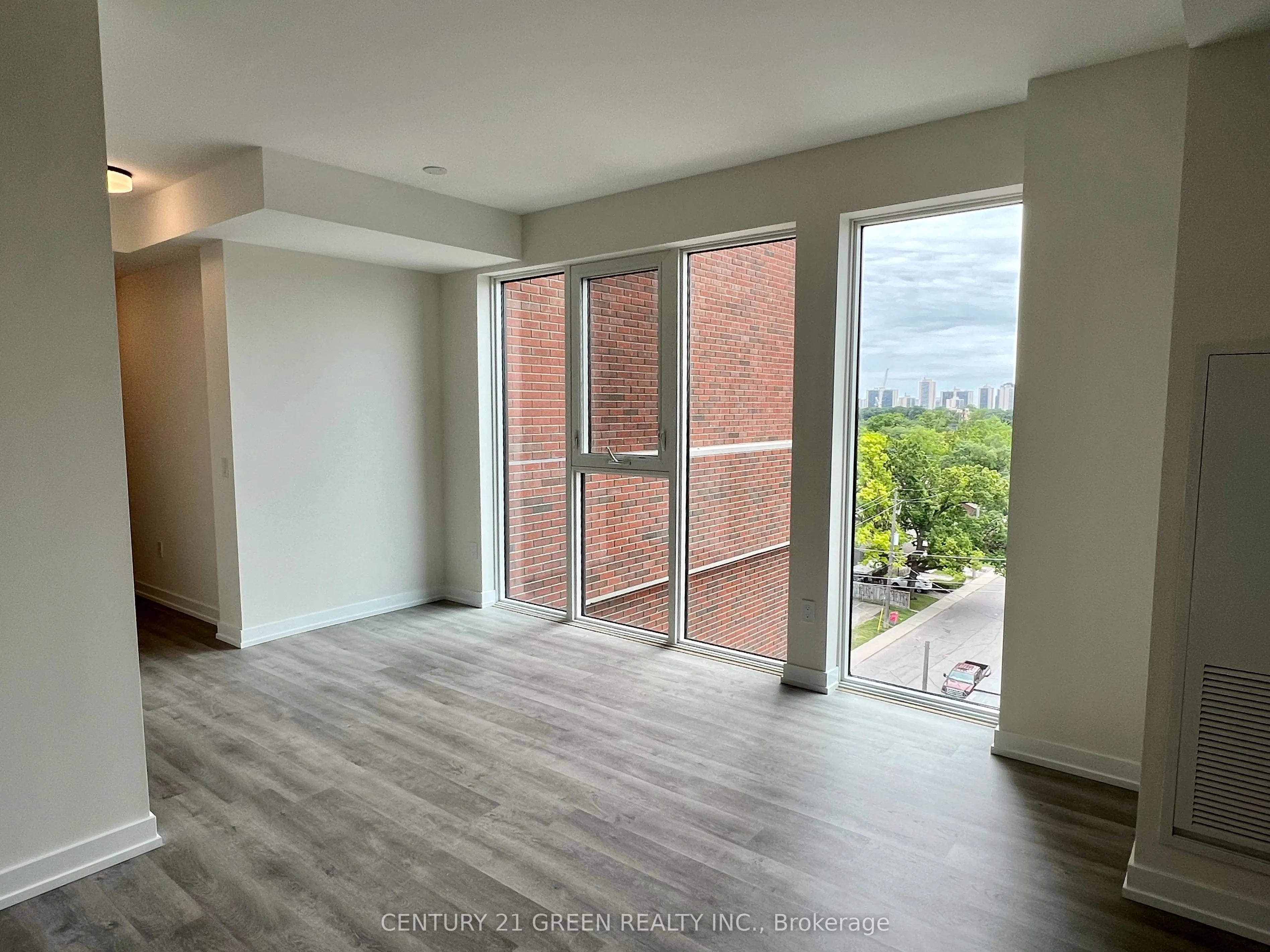 2300 St. Clair Avenue W, #703