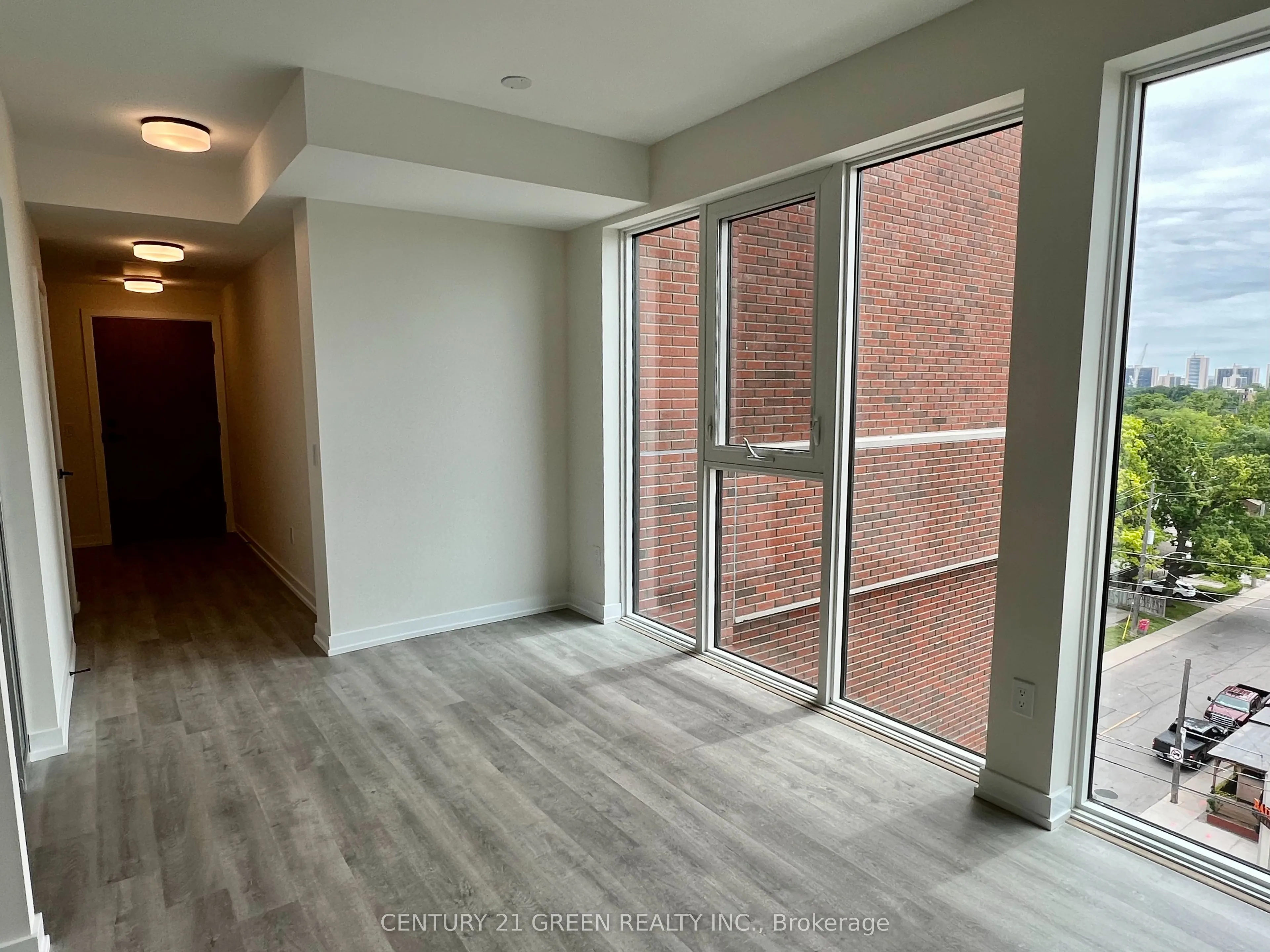 2300 St. Clair Avenue W, #703