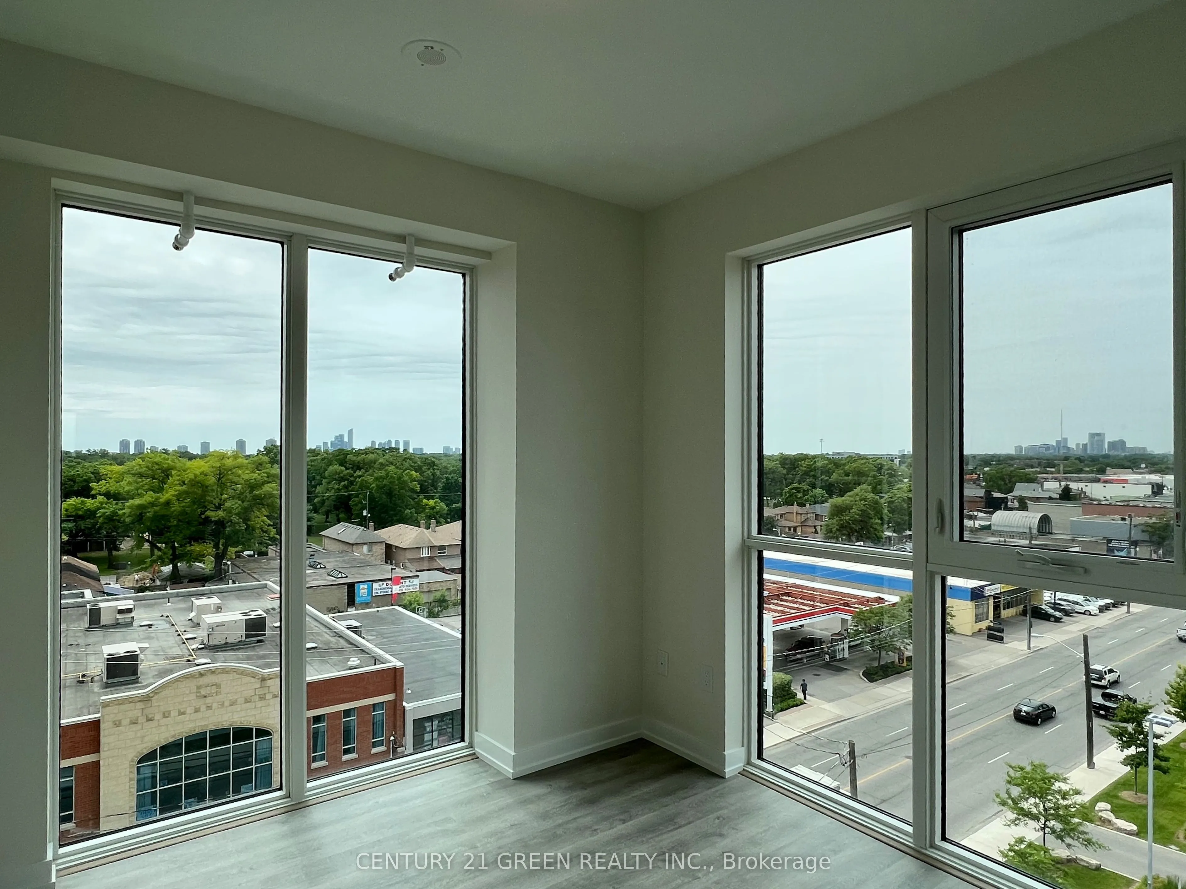 2300 St. Clair Avenue W, #703