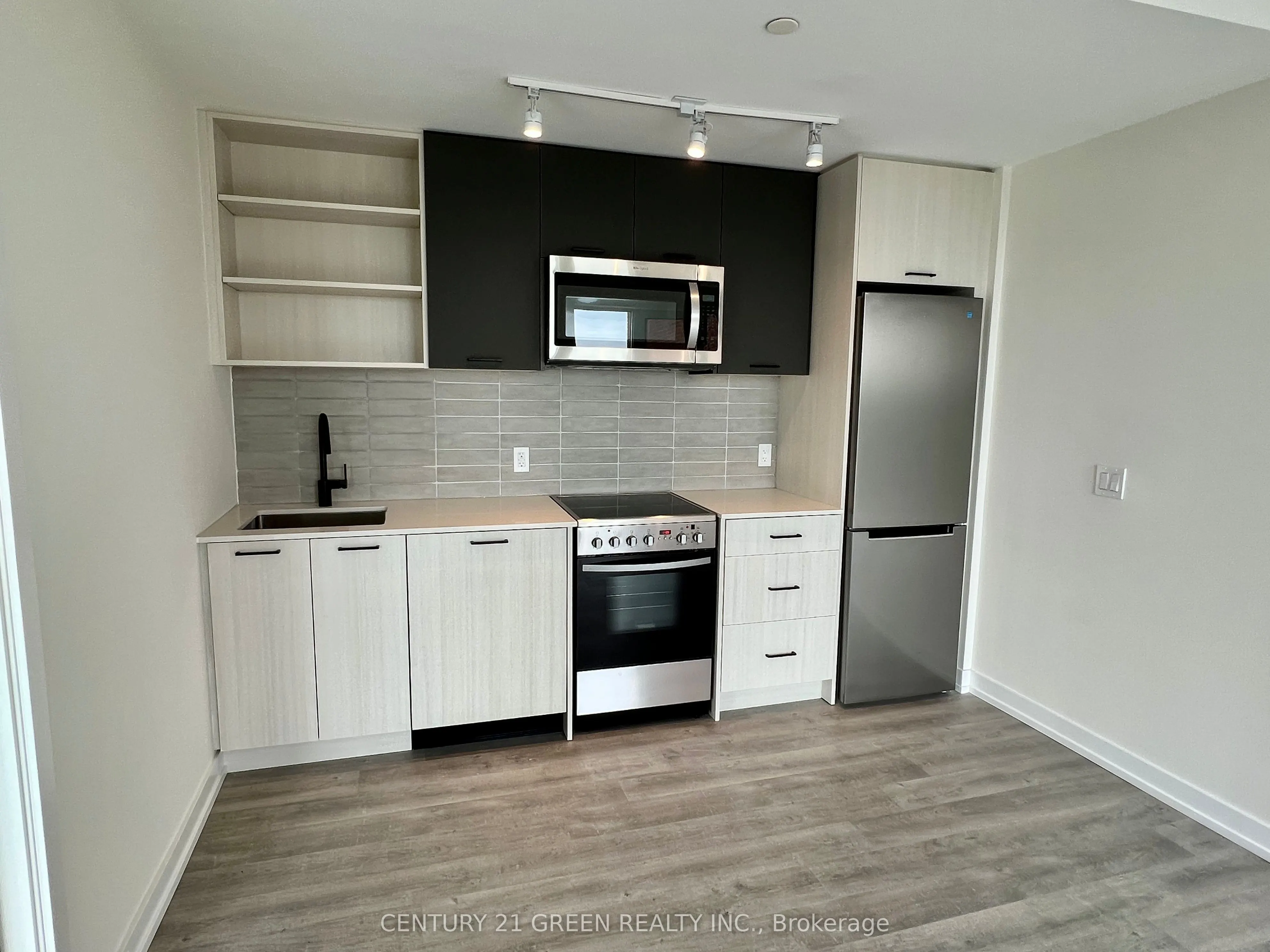 2300 St. Clair Avenue W, #703
