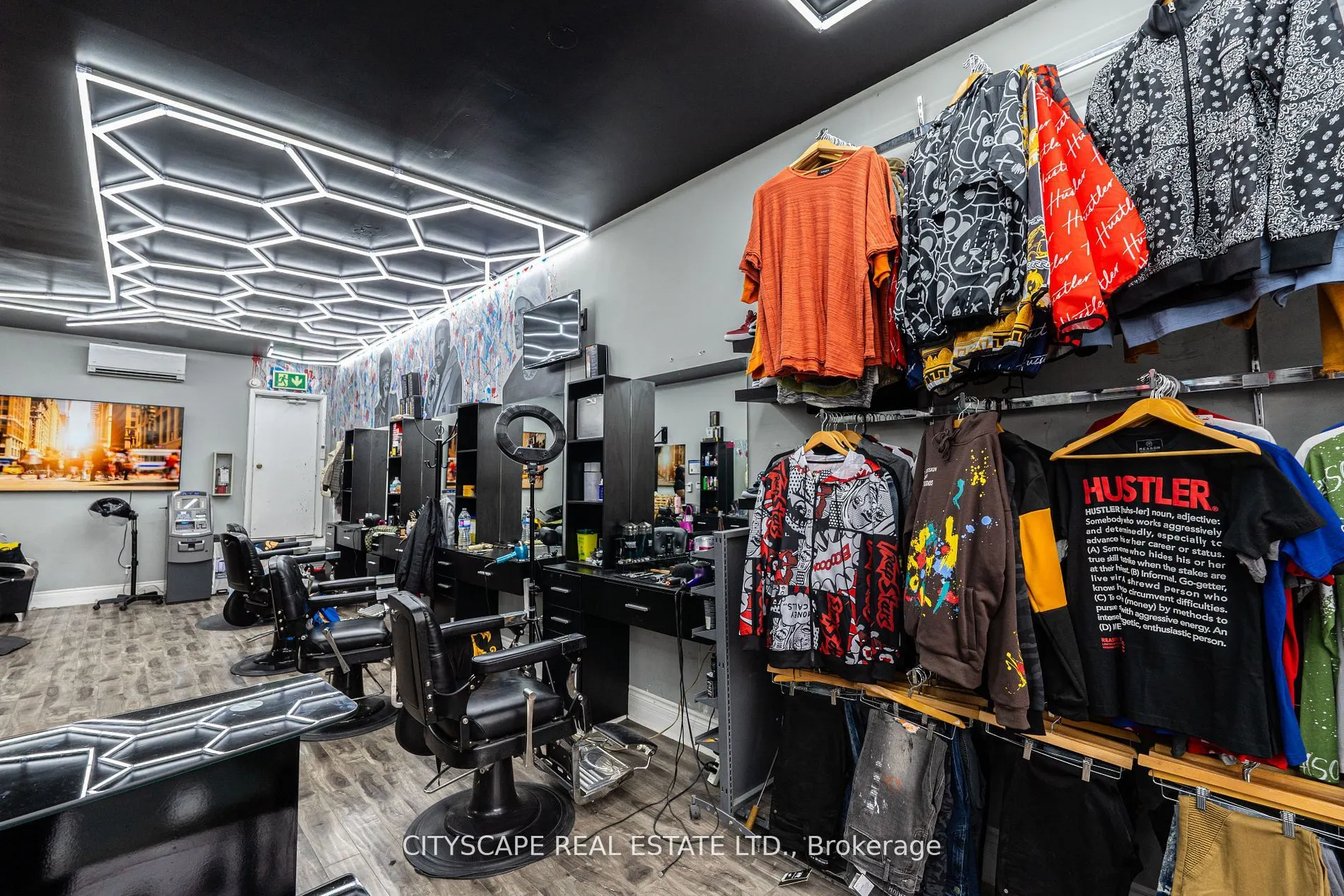 273 Lakeshore Road E