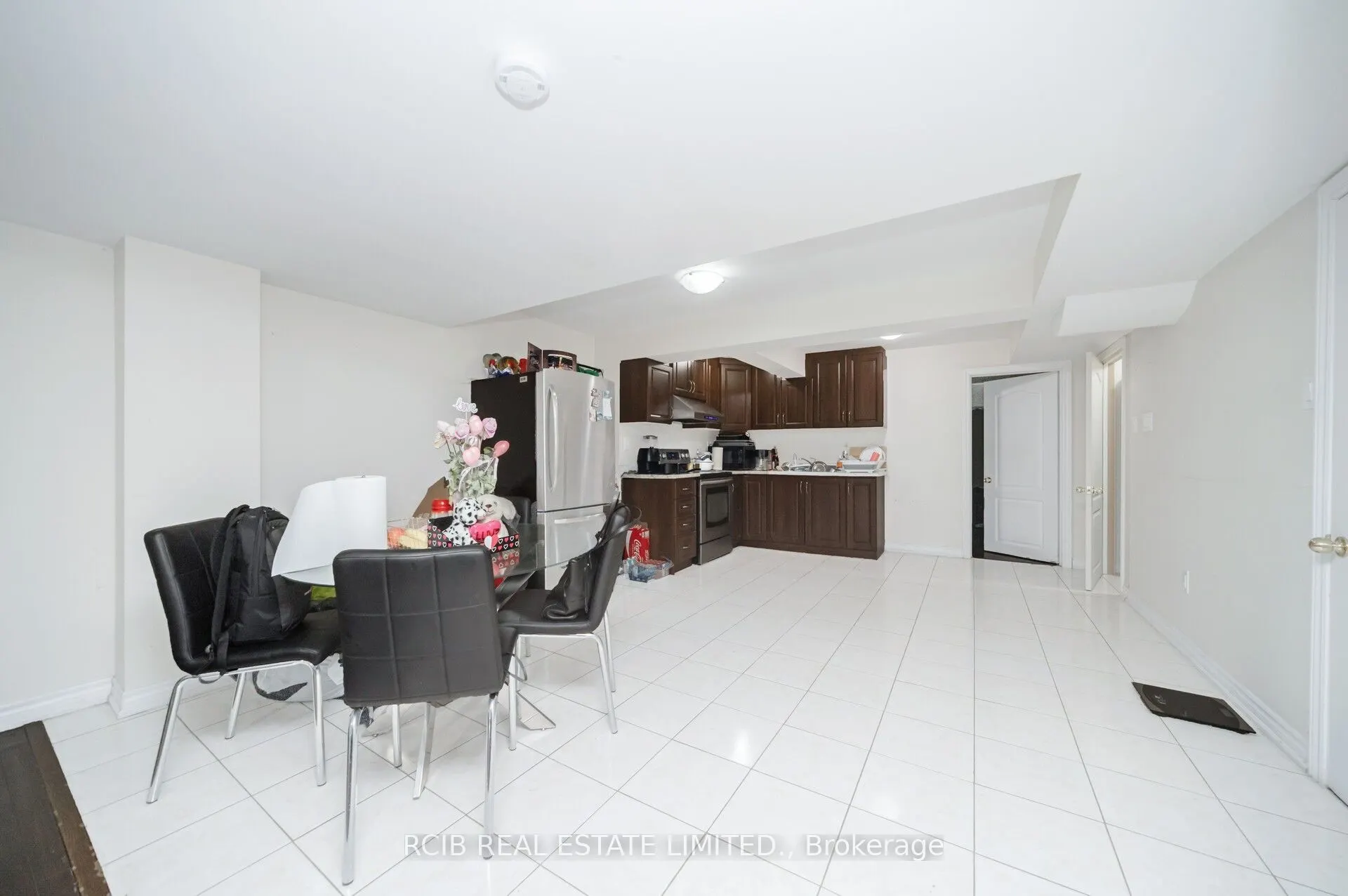14 Alboreto Way