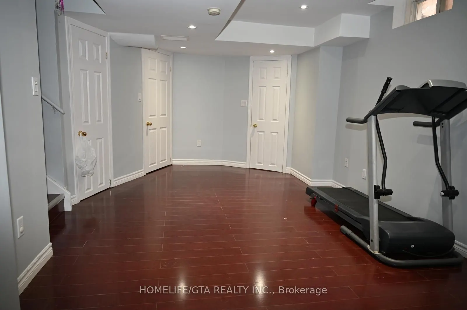 82 Treasure Drive