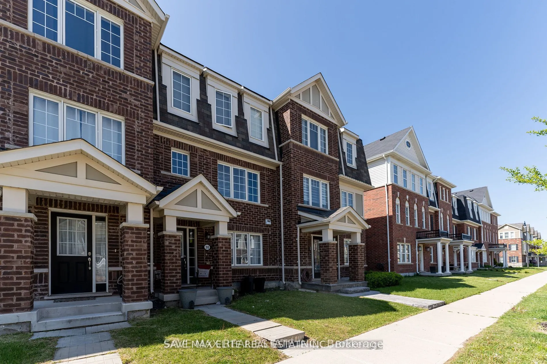 30 Metro Crescent