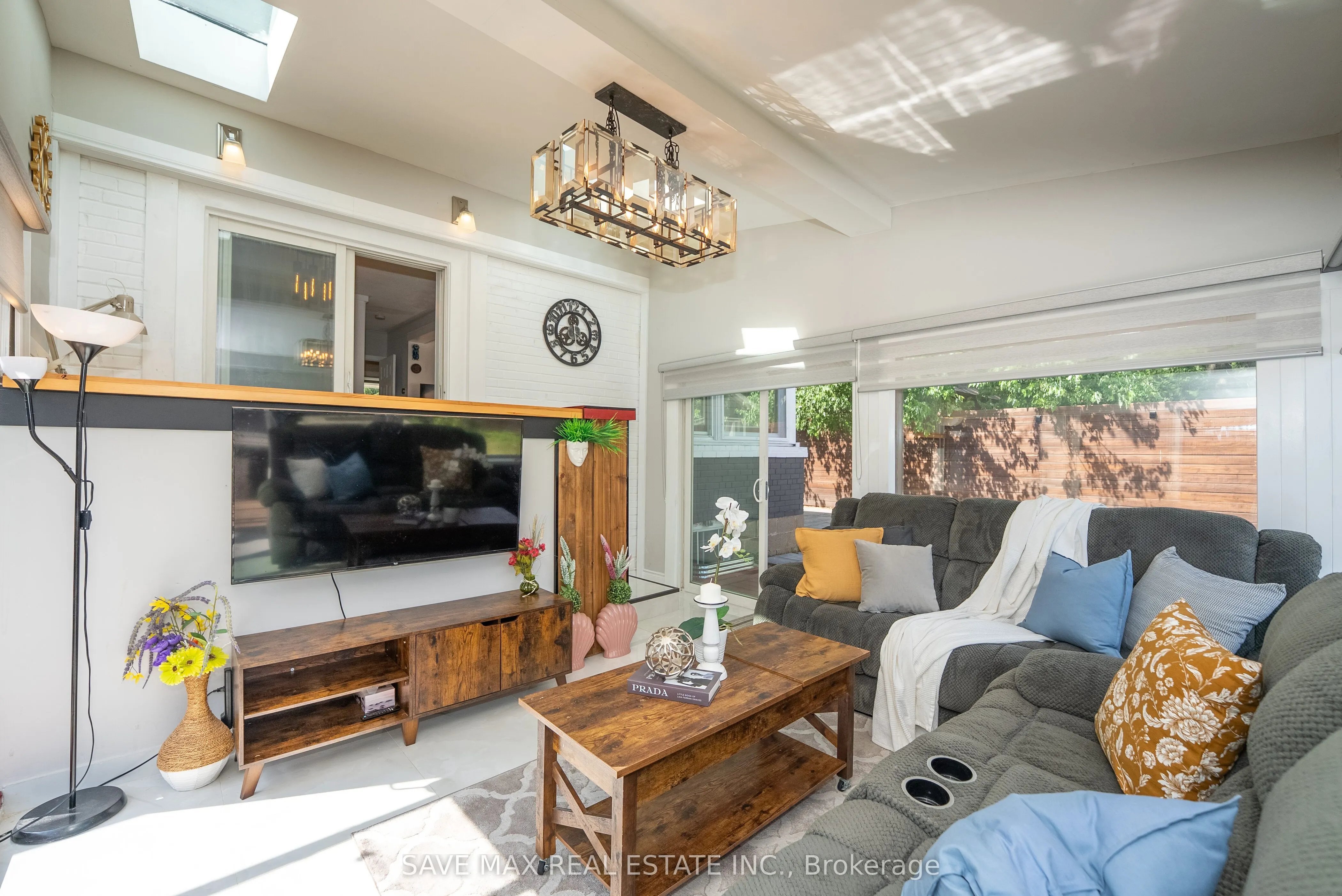 69 Eldomar Avenue
