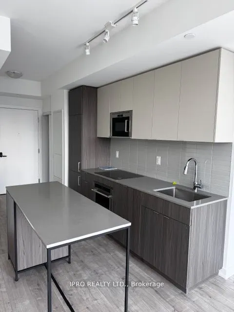 220 Messinnihe Way, #617
