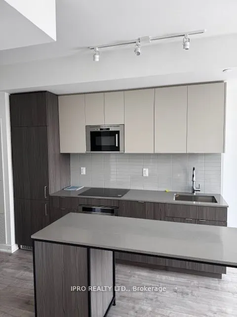 220 Messinnihe Way, #617