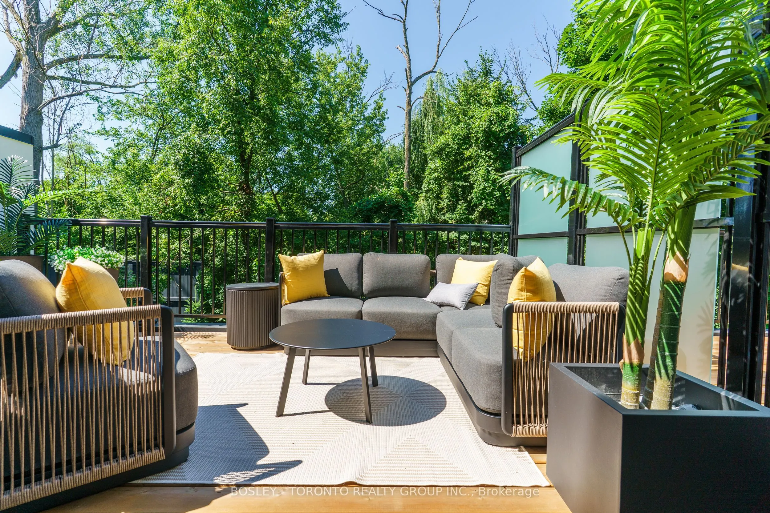 1138 Mona Road, #18