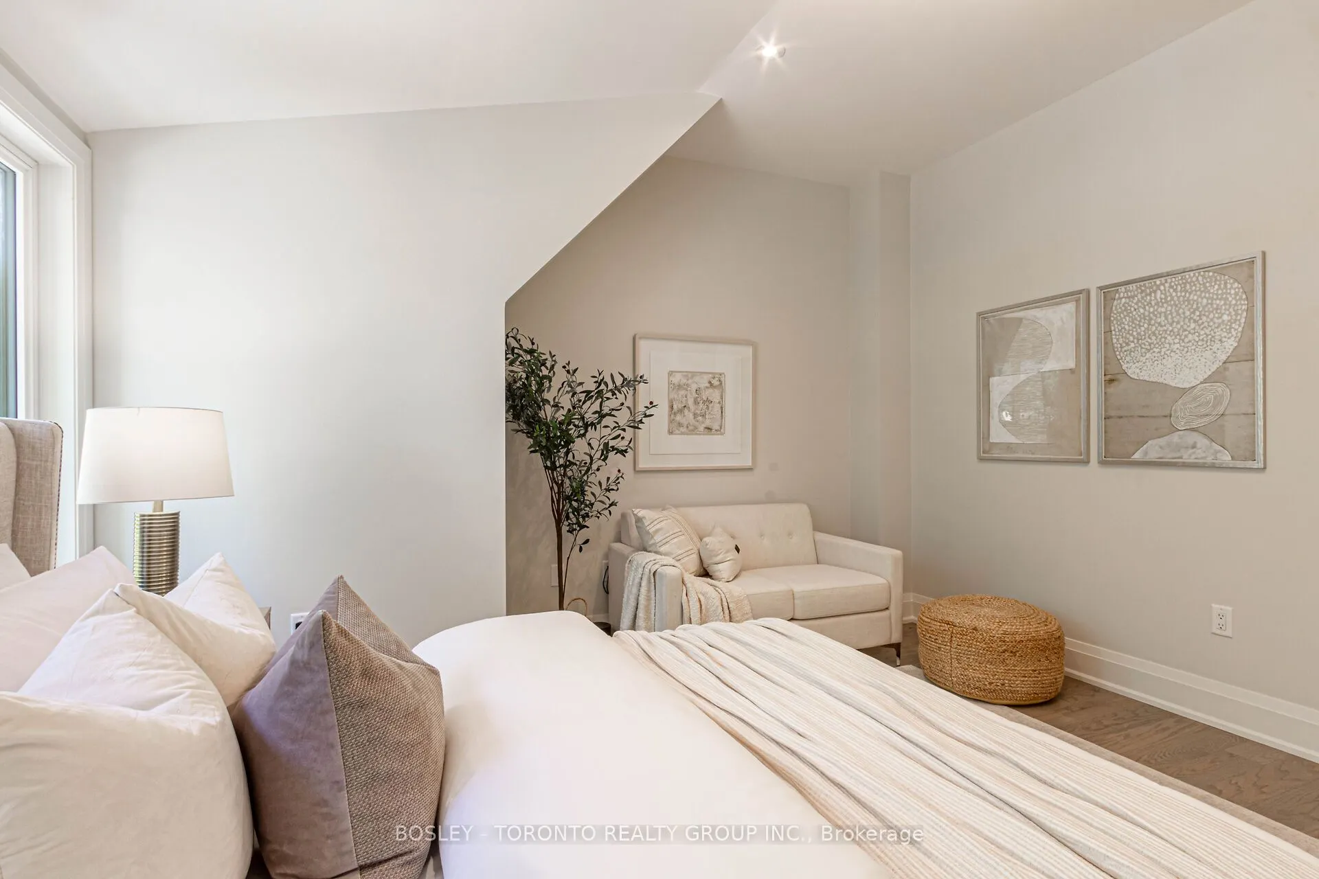 1138 Mona Road, #18