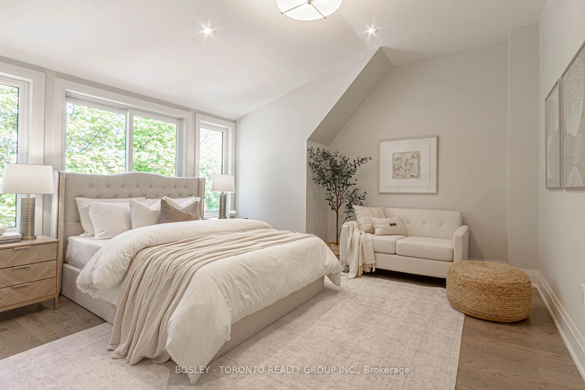 1138 Mona Road, #18