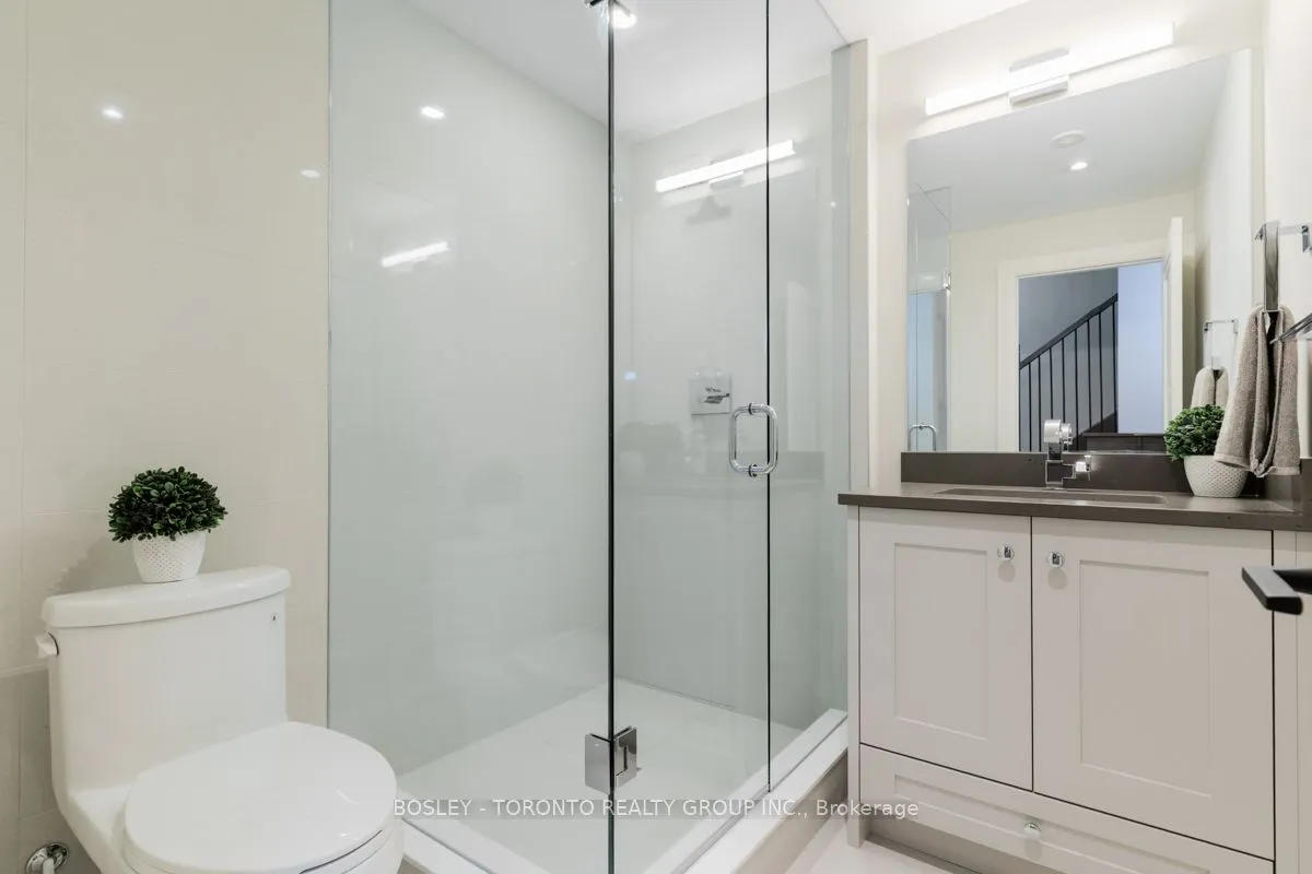 1138 Mona Road, #18