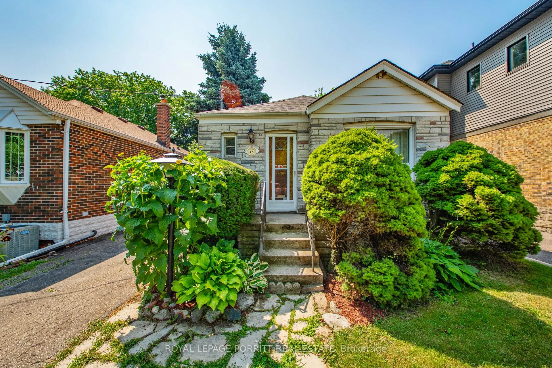 27 Struthers Street