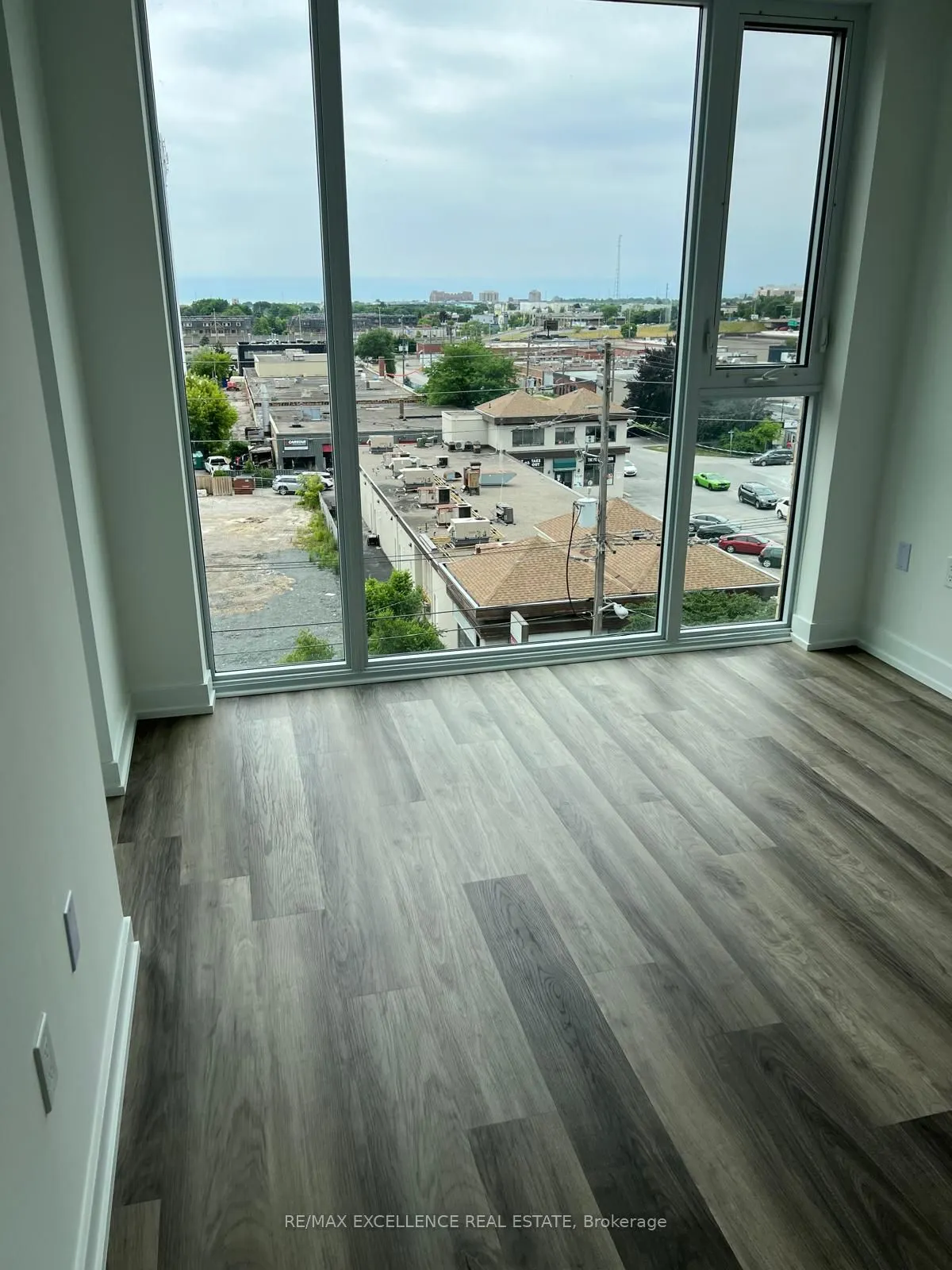 6 Chartwell Road, #608