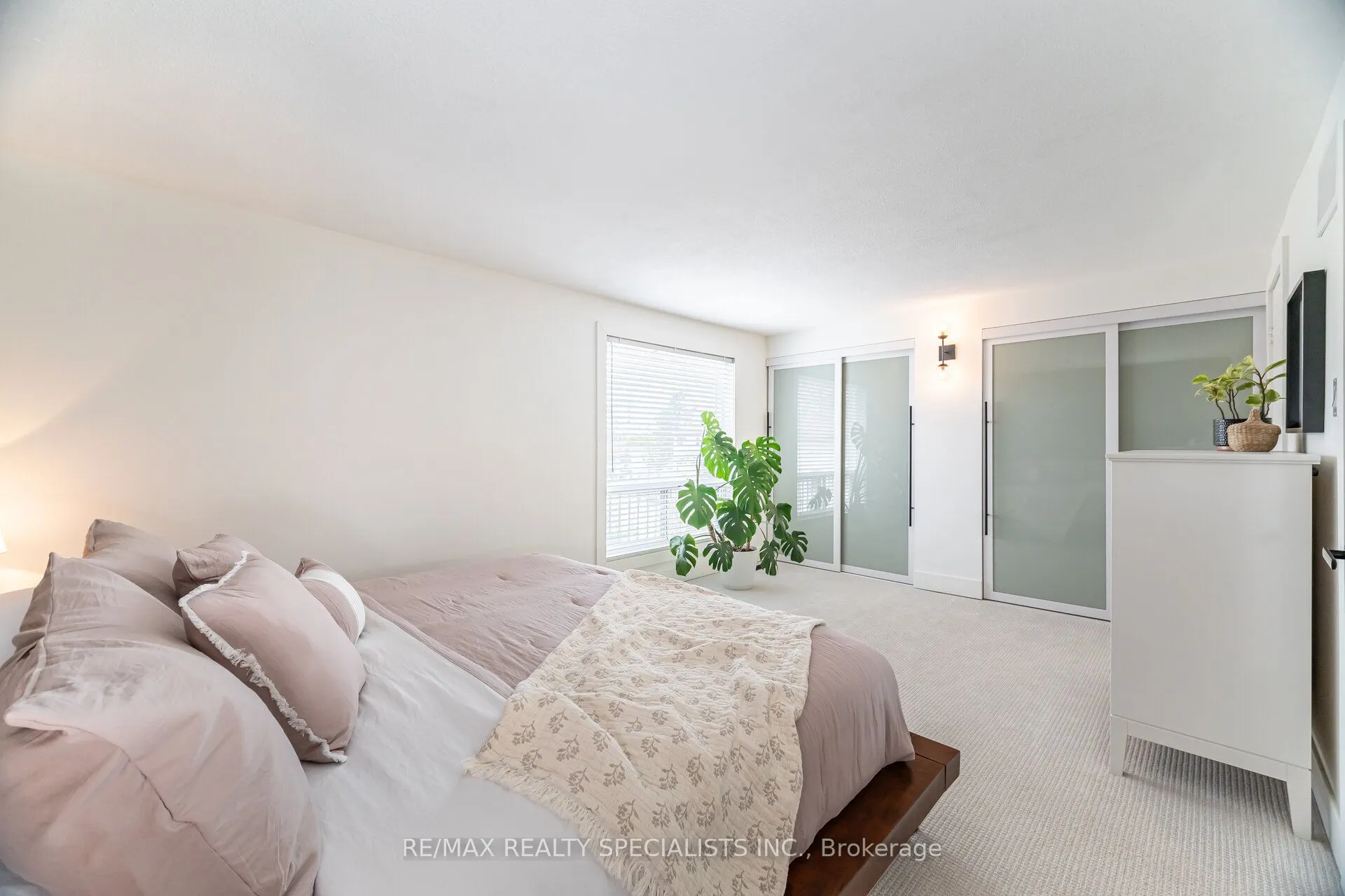 7077 Estoril Road, #12