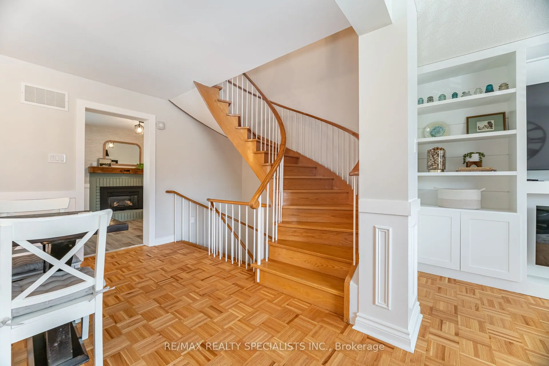7077 Estoril Road, #12