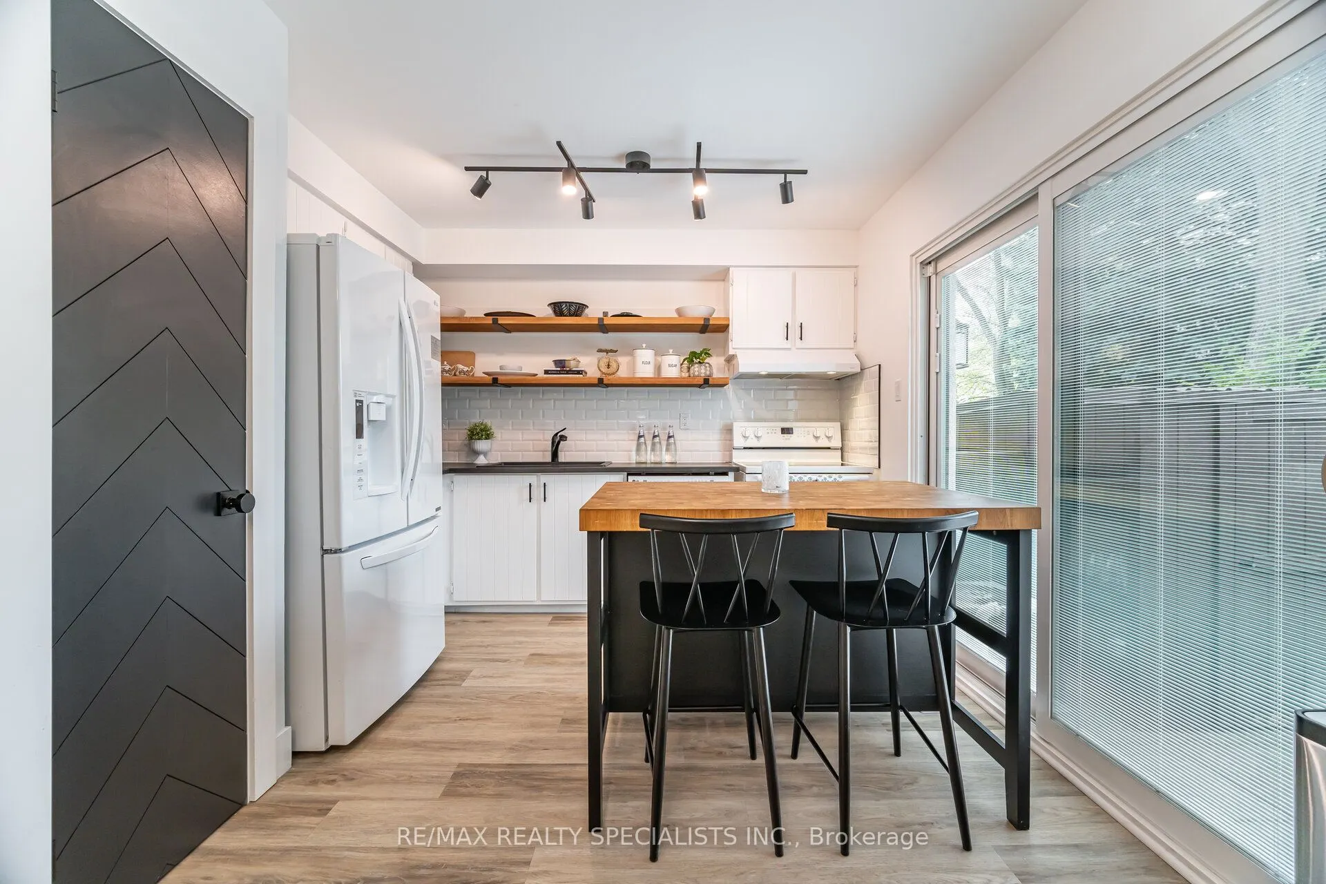 7077 Estoril Road, #12